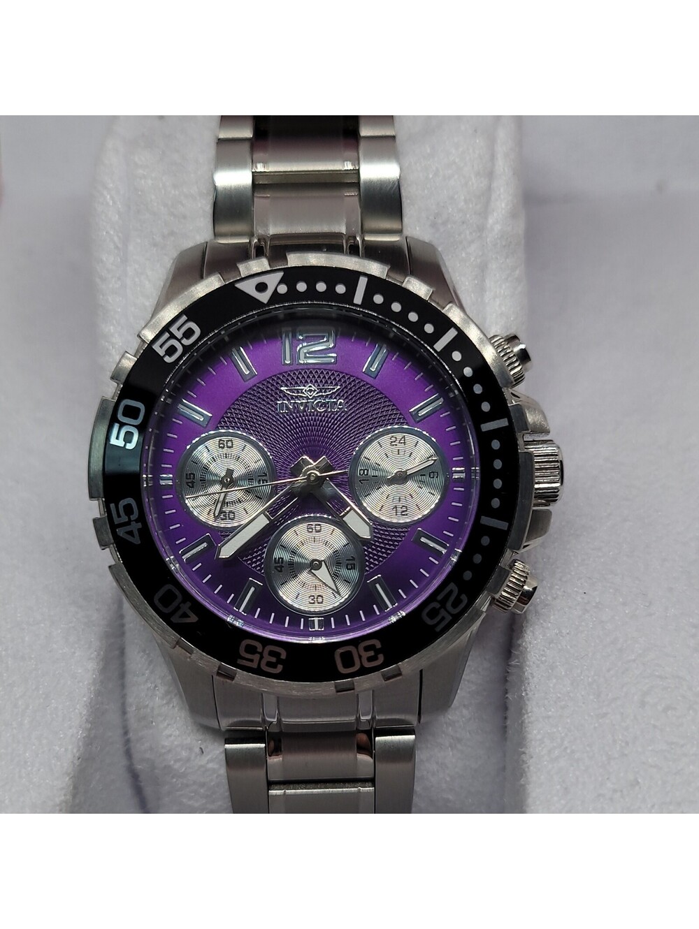613 invicta pro diver rare purple dial woman's watch 38mm bezel Model 25748